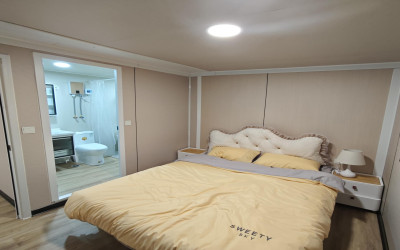 Gallery thumbnail 3 Bedroom Mobile Home on Wheels Tony House